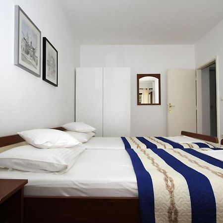 Apartments By The Sea Trogir - 11895 Quarto foto